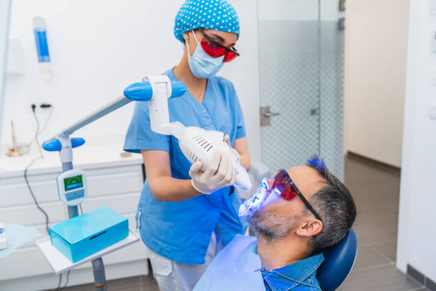 Best Emergency Gum Treatment in Decorah, IA
